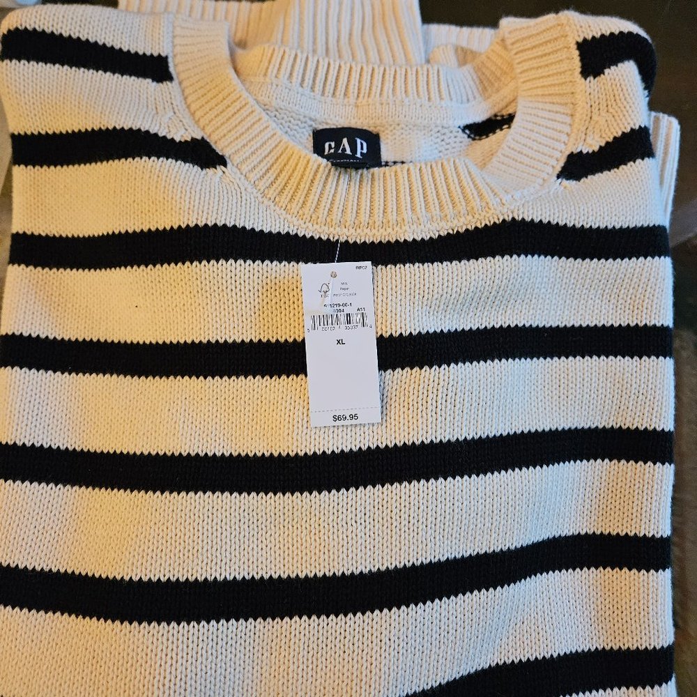 NWT Gap Cotton Sweater
